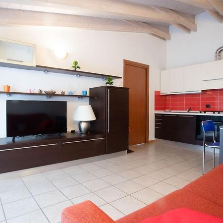 Casa Vacanze Valeria Sondrio Exterior photo
