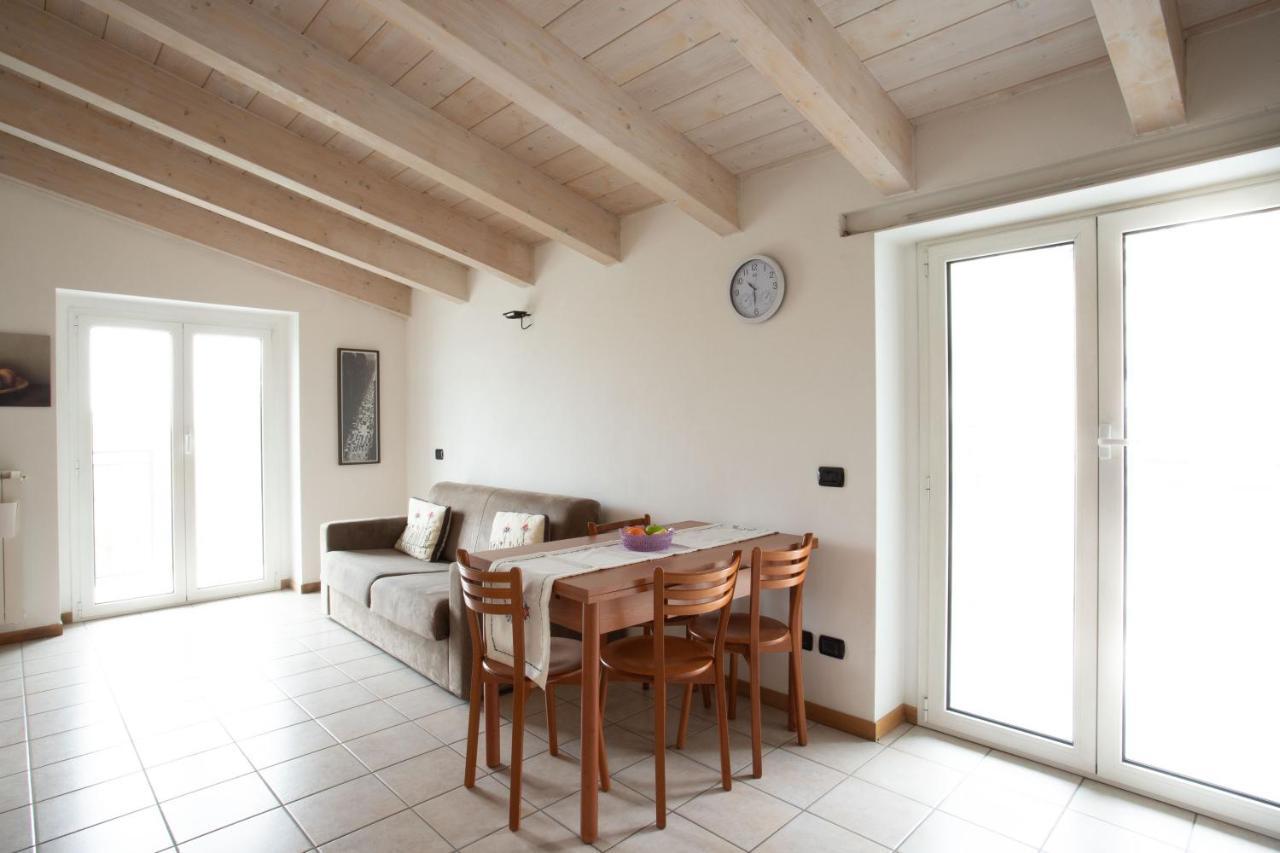 Casa Vacanze Valeria Sondrio Exterior photo