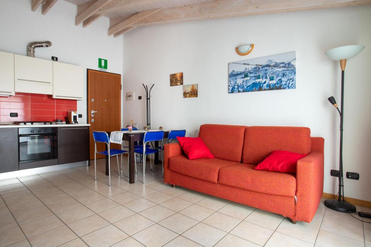 Casa Vacanze Valeria Sondrio Exterior photo