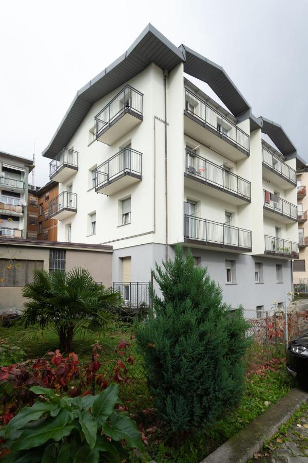 Casa Vacanze Valeria Sondrio Exterior photo